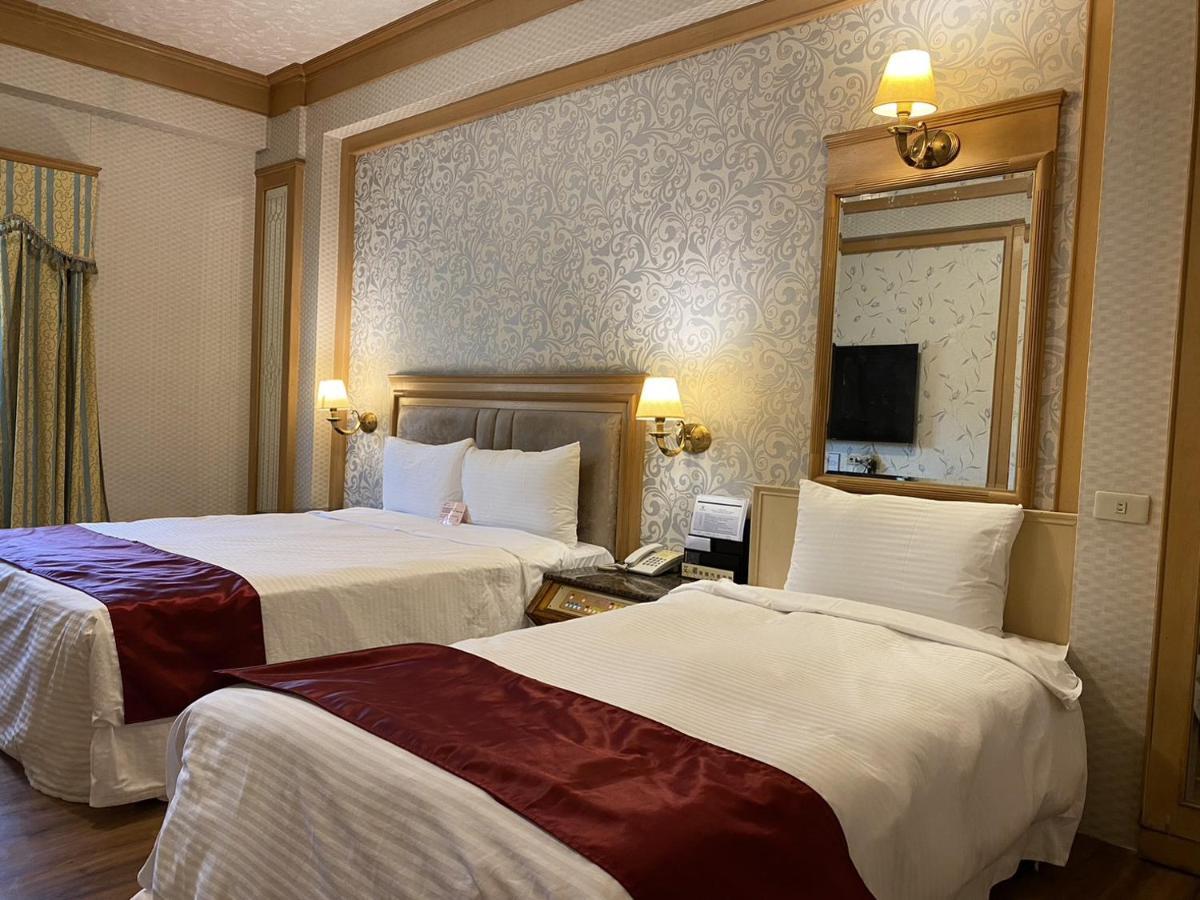 I Live Motel Kaohsiung Exterior photo