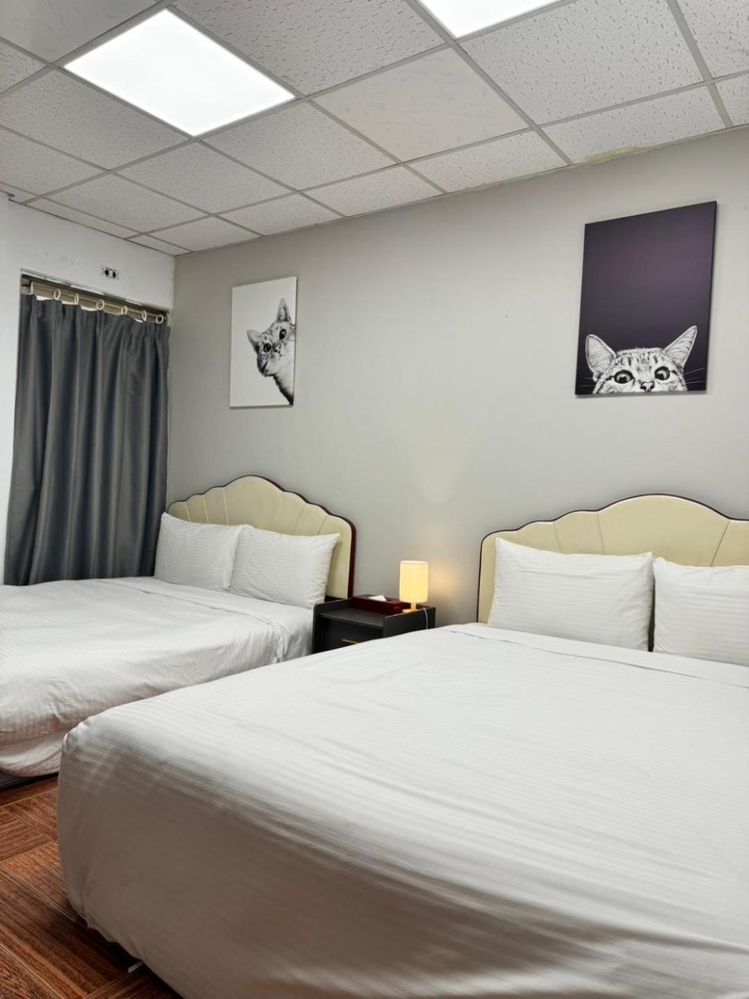 I Live Motel Kaohsiung Exterior photo
